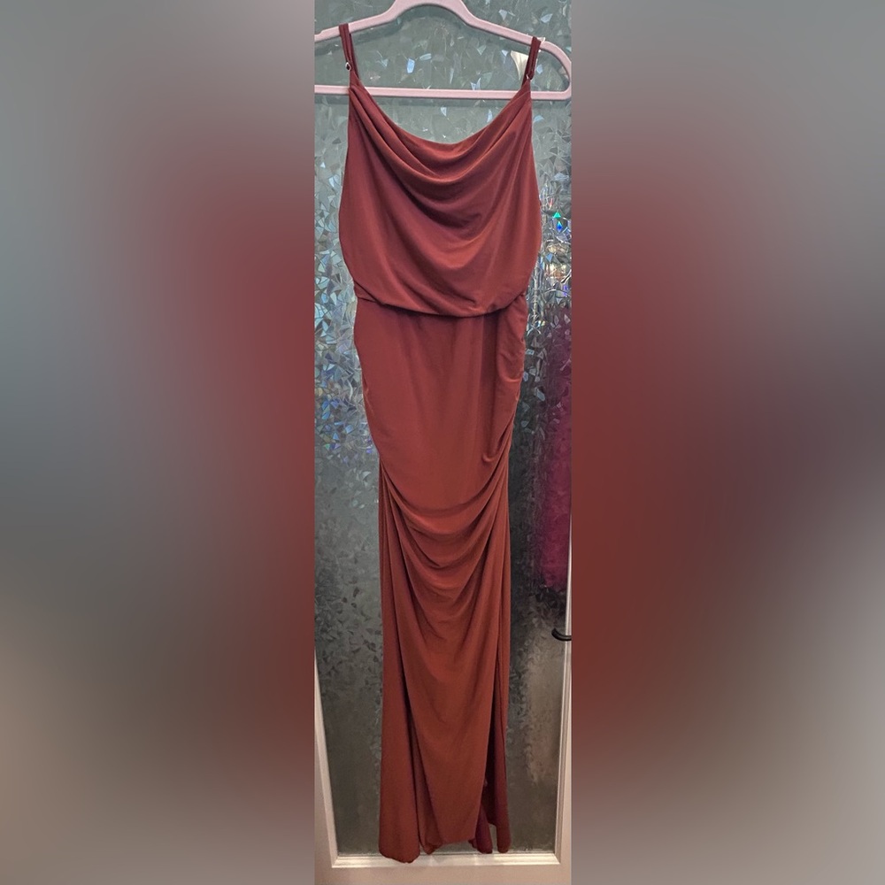 David's Bridal Rust Ruched Sleeveless Gown for Wedding Guests B1